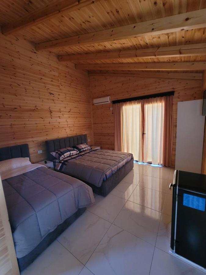 Beni Rooms Tale เลเจอ ภายนอก รูปภาพ