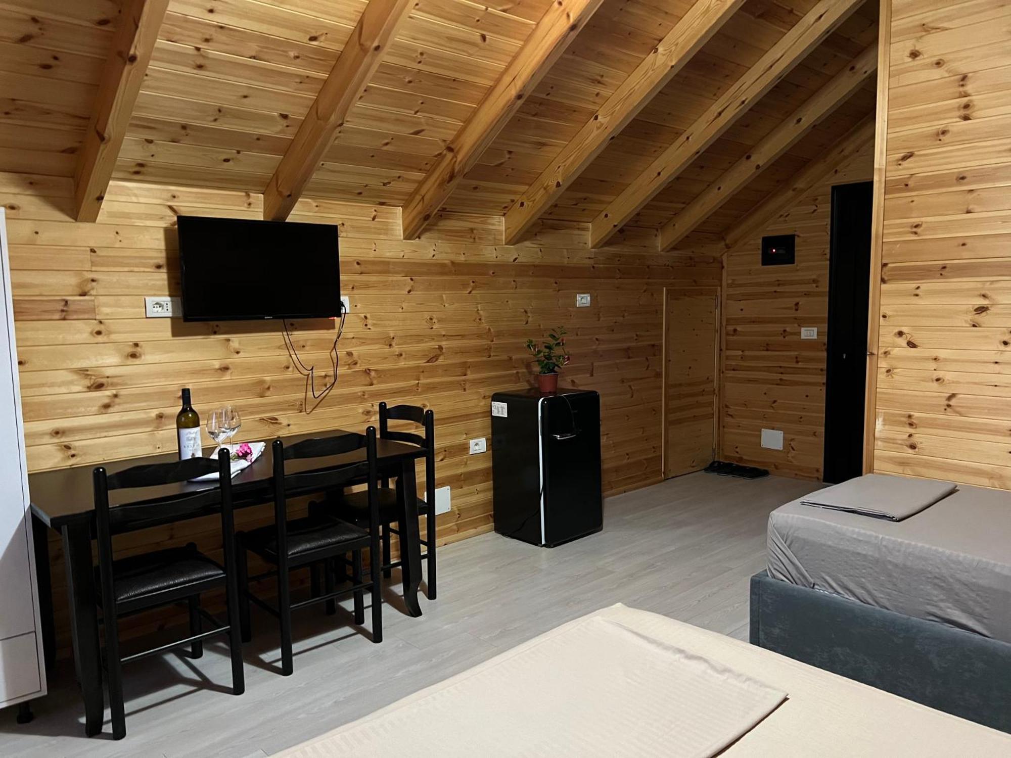 Beni Rooms Tale เลเจอ ภายนอก รูปภาพ